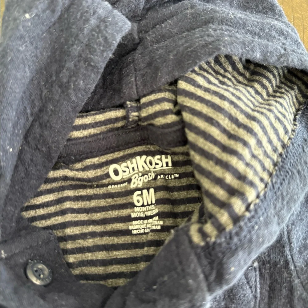 OshKosh Bgosh bundle onesie months